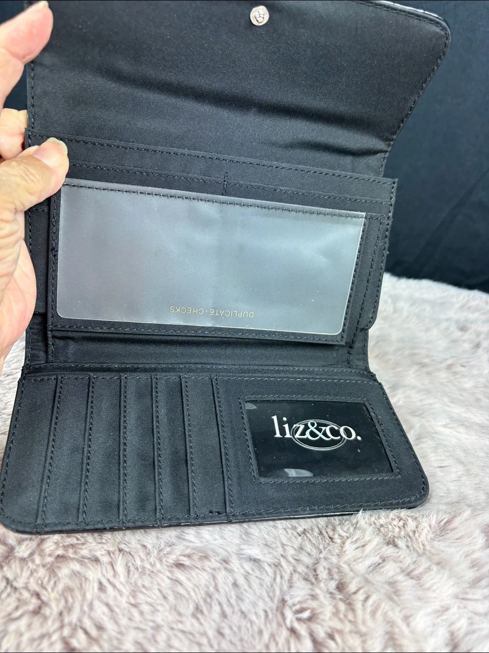 Liz & Co. Black Crocodile Embossed Checkbook Wallet Classic Stitching NWT